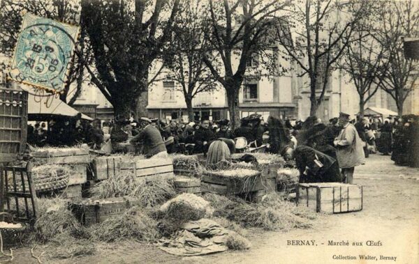 Bernay - Place Sainte-Croix