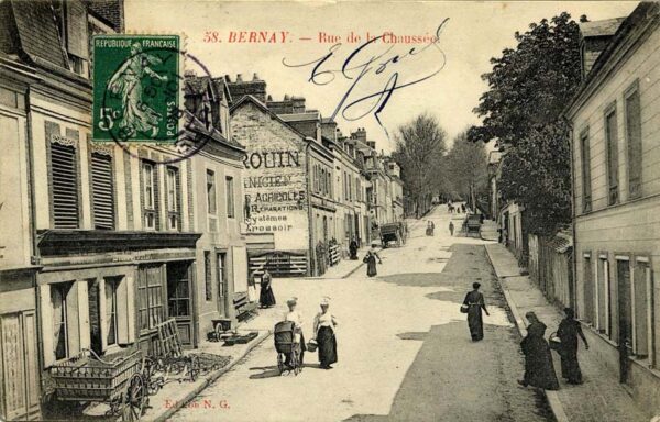 Bernay - Rue de Rouen (14)