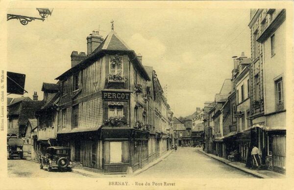 Bernay - Rue du Général Leclerc (1)