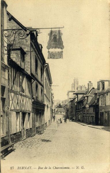 Bernay - Rue de la Charentonne (24)