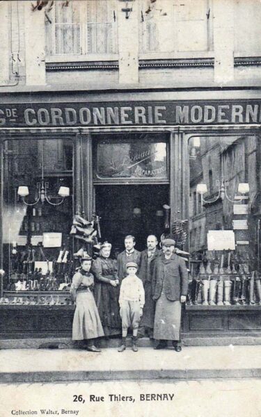 Bernay - Rue Thiers (26)