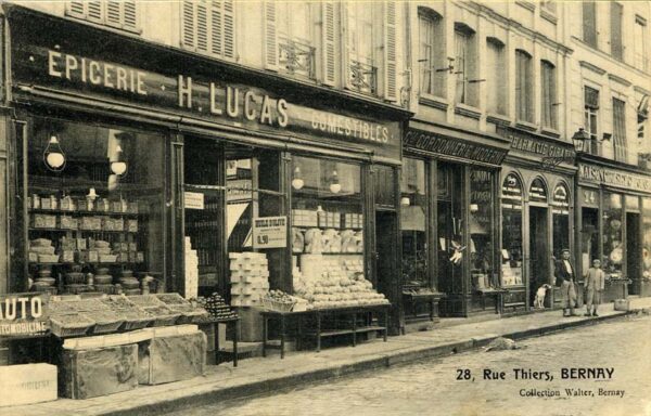 Bernay - Rue Thiers (28)
