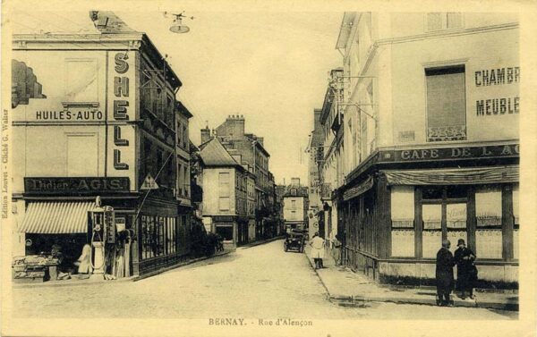 Bernay - Rue du général de Gaulle (33)