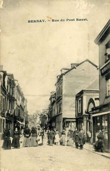 Bernay - Rue du Général Leclerc (38)