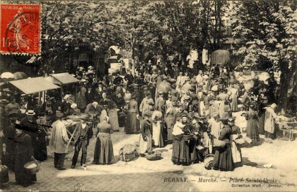 Bernay - Place Sainte-Croix