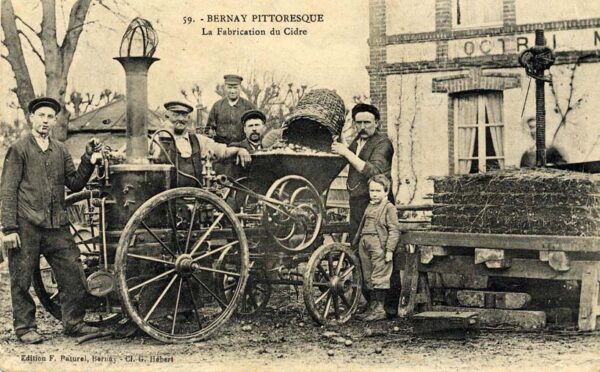 Bernay - Place Dupont de l'Eure
