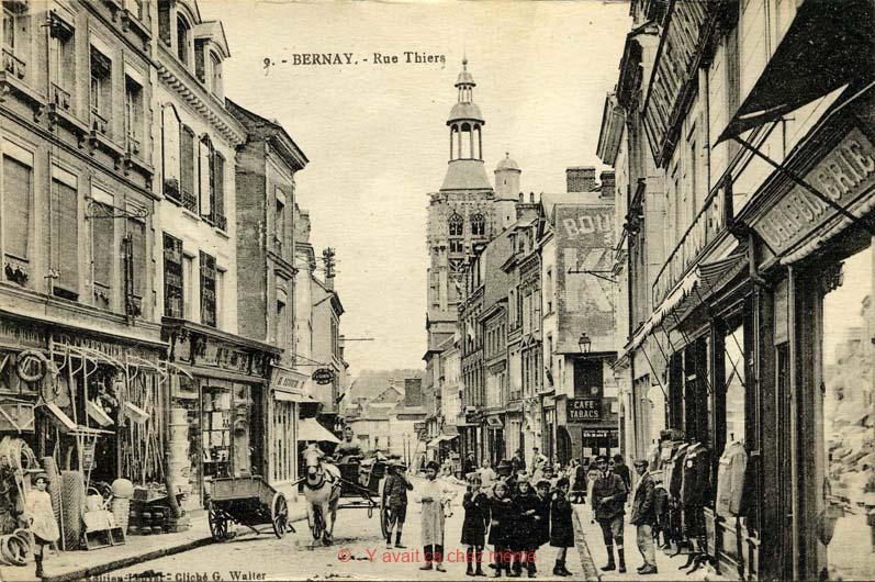 Bernay - Rue Thiers (49)