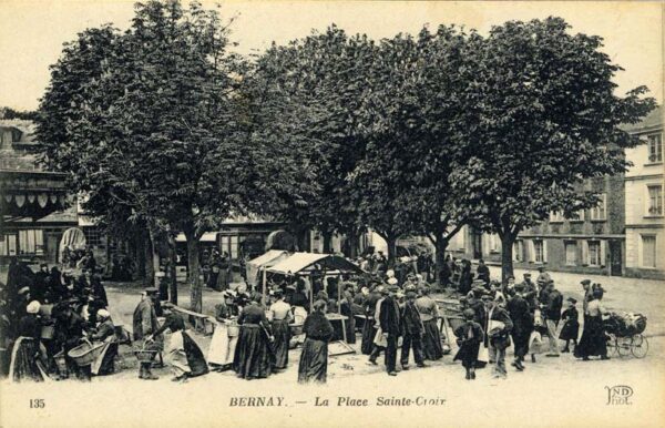Bernay - Place Sainte-Croix