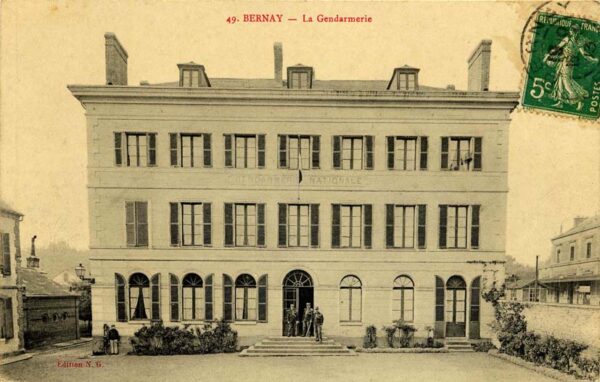 Bernay - Rue Bernard Gombert (6)