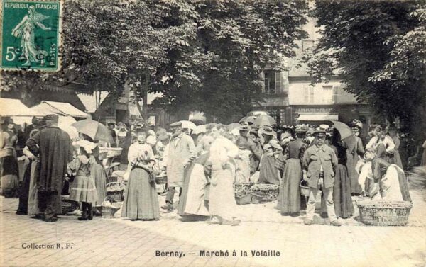 Bernay - Place Sainte-Croix