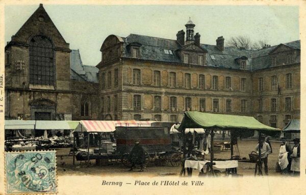 Bernay - Place Gustave Héon