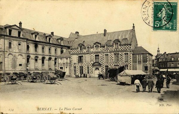 Bernay - Place Guillaume de Volpiano