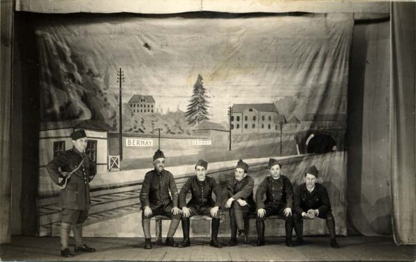 Bernay - "Hé... on continue !" Théâtre par Marcel JEANDEL