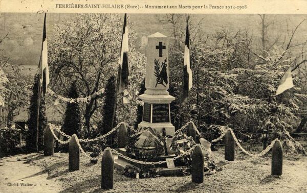 Ferrières-St-Hilaire - Monuments aux morts pour la France 1914-1918