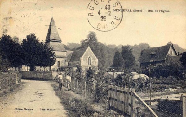 Menneval - Rue de l'église