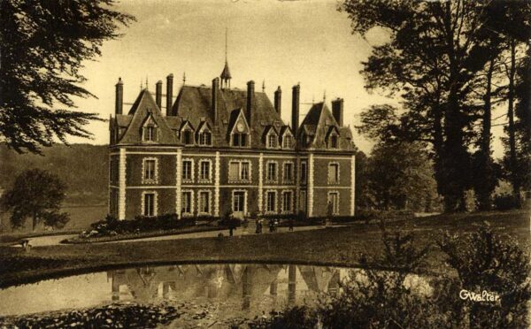 St-Quentin-des-Isles - Le château