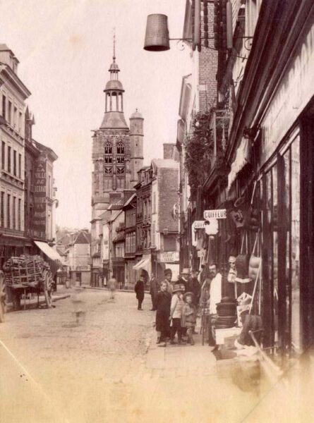 Bernay - Rue Thiers (48)