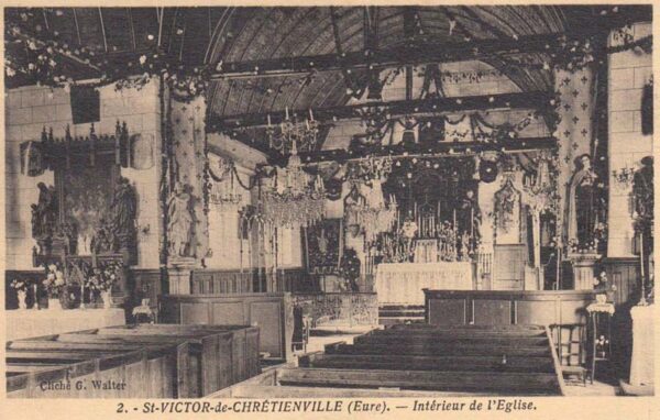 St-Victor-de-Chrétienville - L'intérieur de l'église