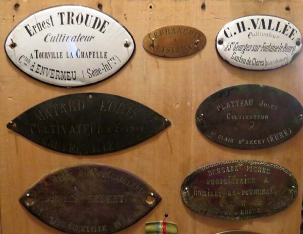 Art populaire - Plaque d'immatriculation de voiture hippomobile