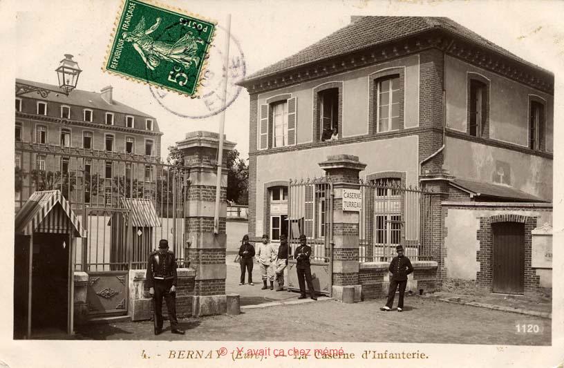 Rue Militaire (2)