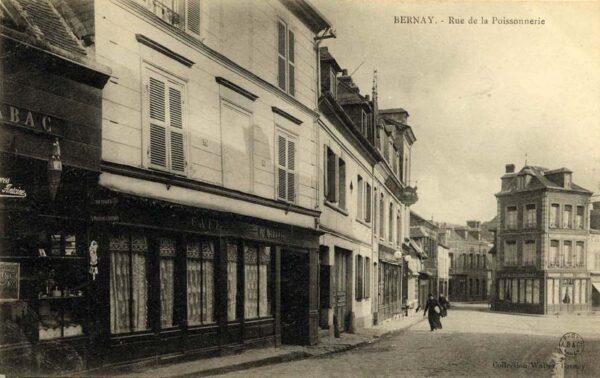 Bernay - Rue Michel-Hubert Descours (23)
