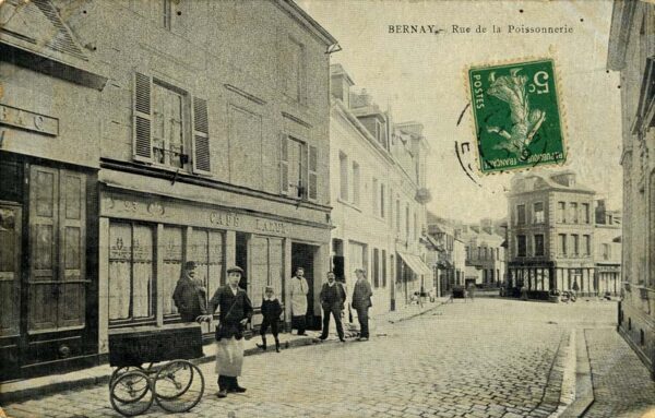 Bernay - Rue Michel-Hubert Descours (25)