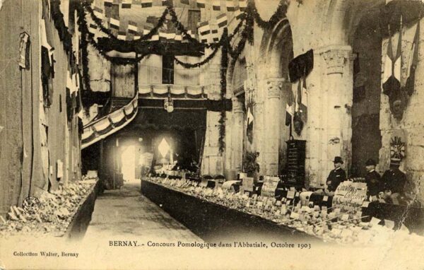 L'intérieur de l'abbatiale