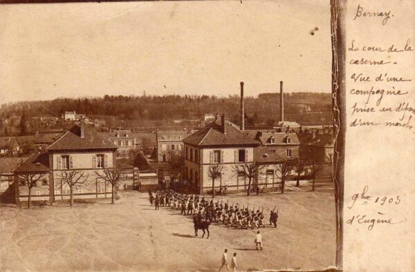 Une vue du quartier de La Couture depuis les étages du bâtiment principal de la caserne Turreau