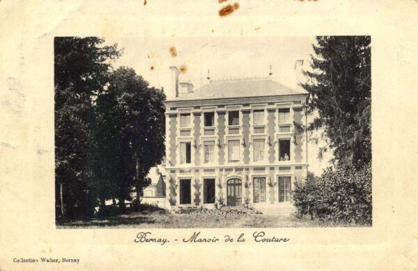 Rue Bernard Gombert (40) - Le presbytère de La Couture