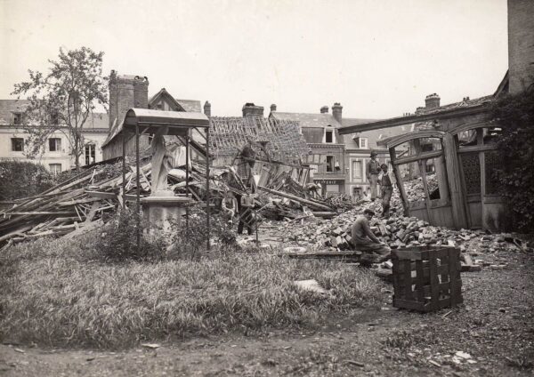 Bombardements du 27 juillet 1944