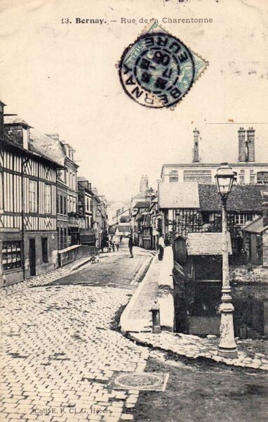 Bernay - Rue de la Charentonne (30)