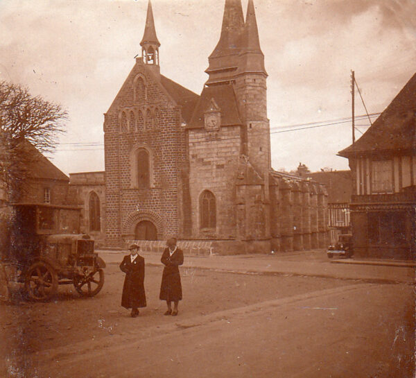 Photo inédite sur la place