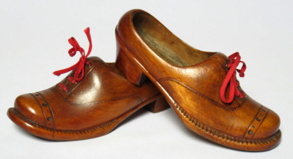 Chaussures bois enfant