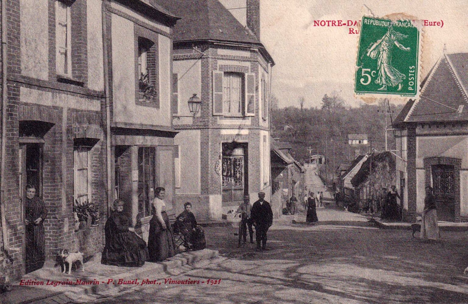 NotreDameduHamel Y avait ça chez mémé