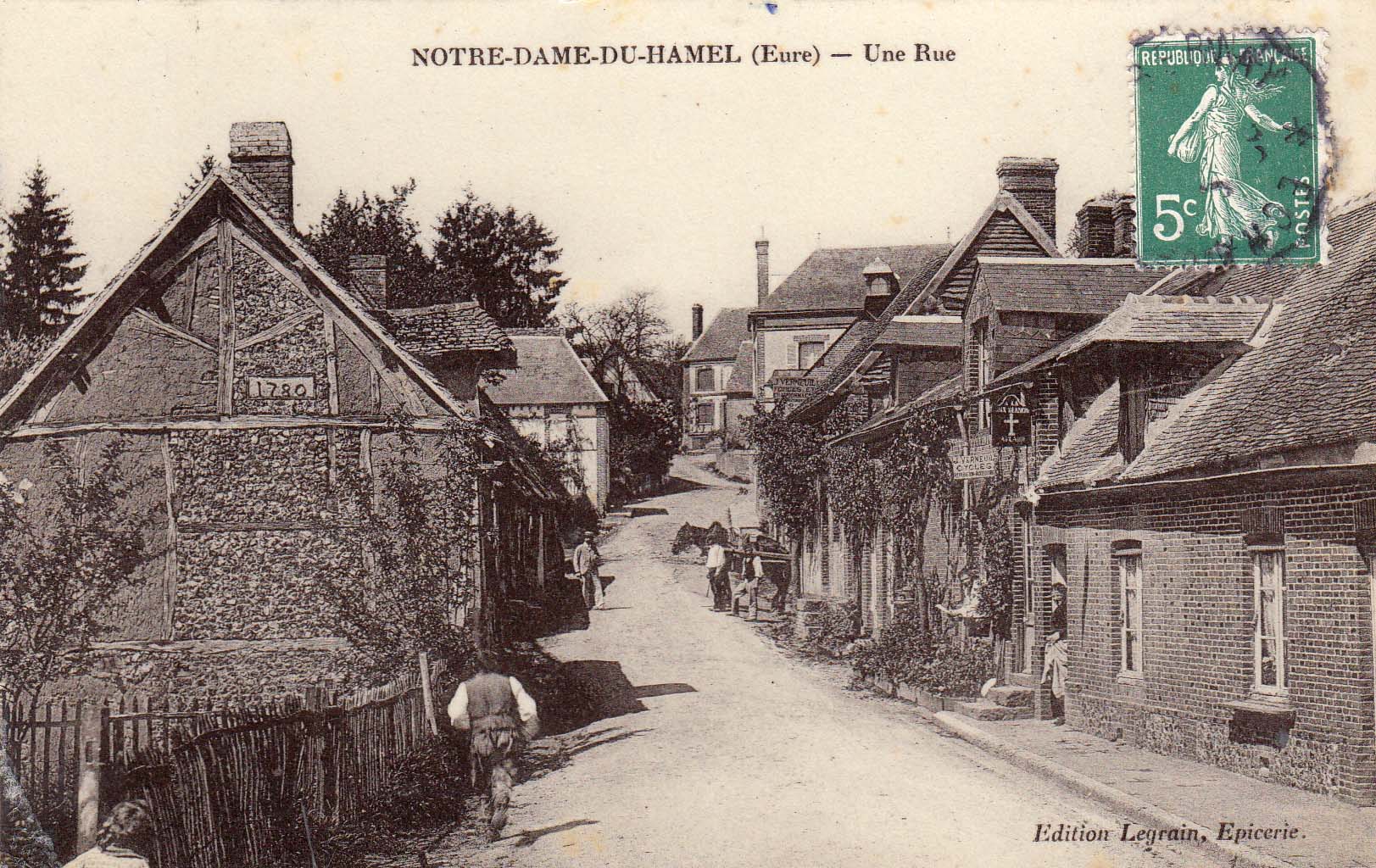 NotreDameduHamel Y avait ça chez mémé